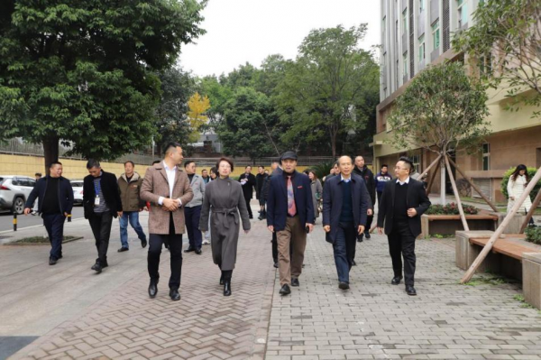 重庆应用技术职业学院隆重举行产教融合实践教学基地揭牌仪式