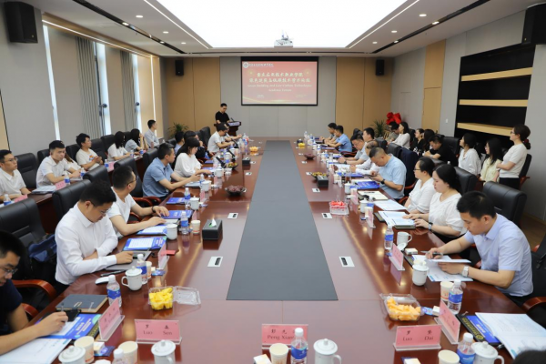 深化产学研合作，共探低碳发展新路径学校举办绿色建筑与低碳技术学术论坛