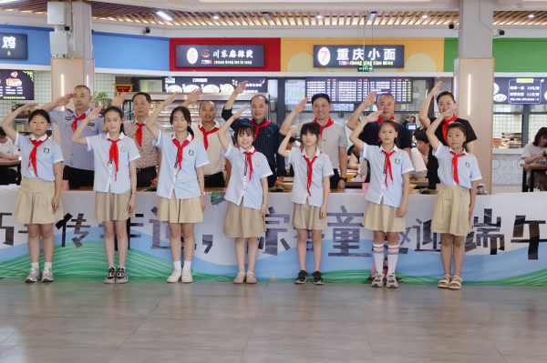 党建赋能团建队建聚合力，红领巾献情谊粽香满校园—学校牵手花果小学开展端午节系列活动