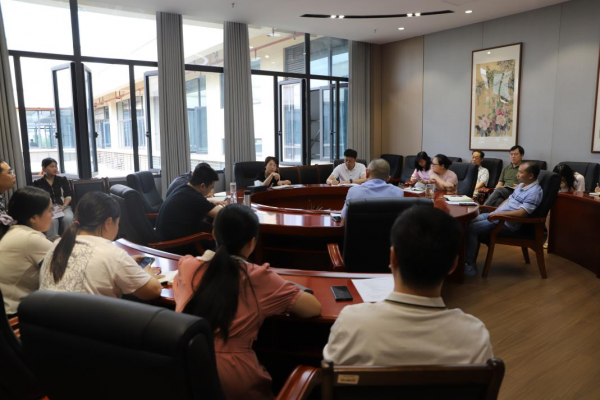 学校召开2025年上半年意识形态工作和安全稳定工作专题会