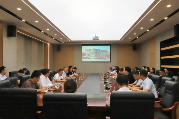 学校召开2025年招生工作总结暨2026年招生工作启动会