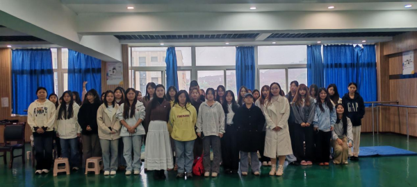 【二级学院动态】创新育人模式 深化职业认同——教育学院《职业认同教育》专项活动顺利举办